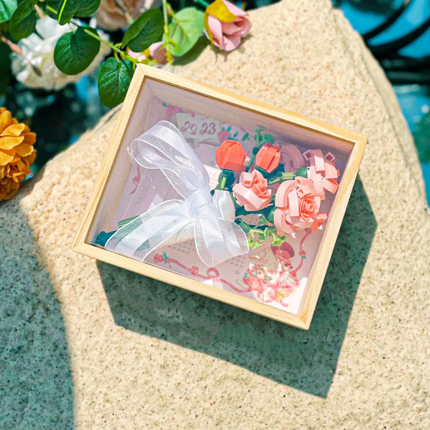 For You Series Warm and Gentle Building Block Rose Bouquet Display Set