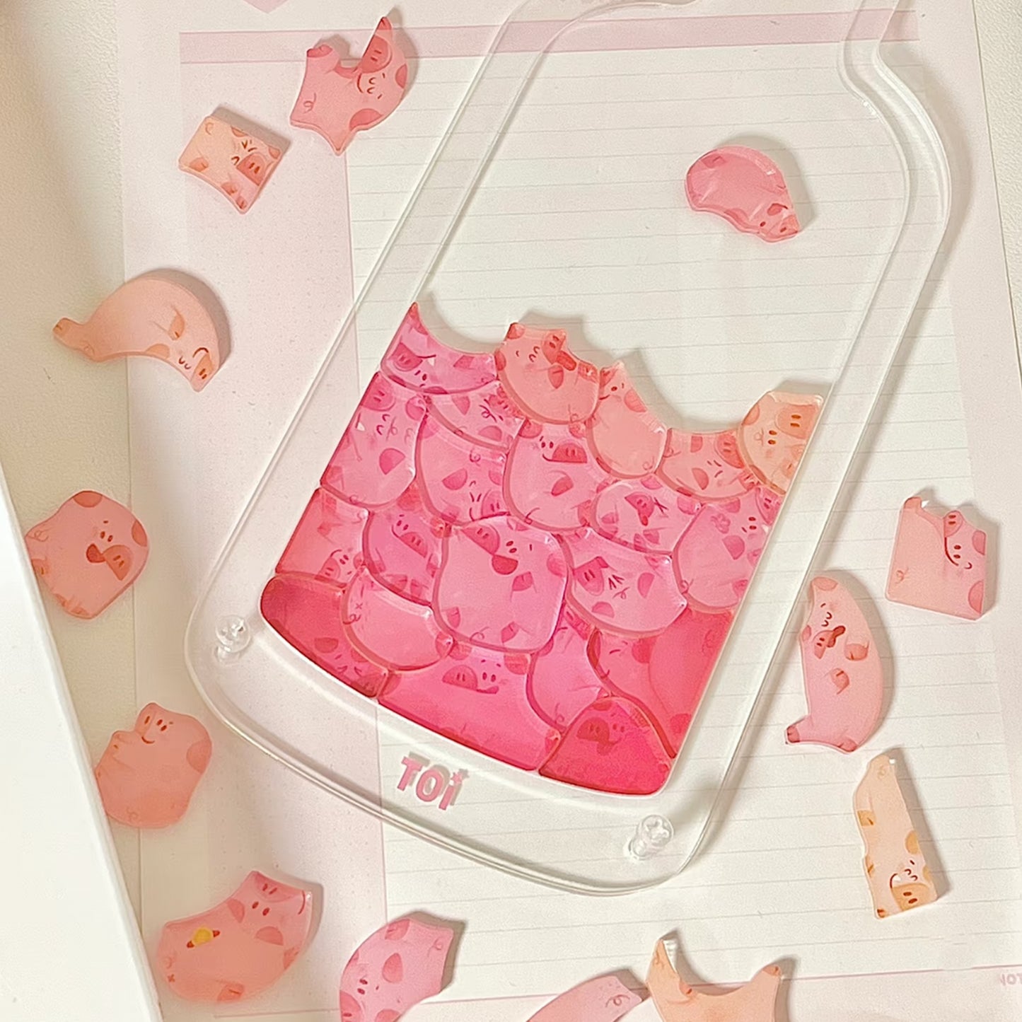 PETS IN THE BOTTLE Piggy Animal Shaped Acrylic Puzzle