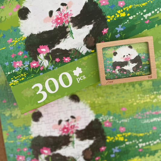 Panda Hua Hua's Observation Journal I 300 Piece Jigsaw Puzzle
