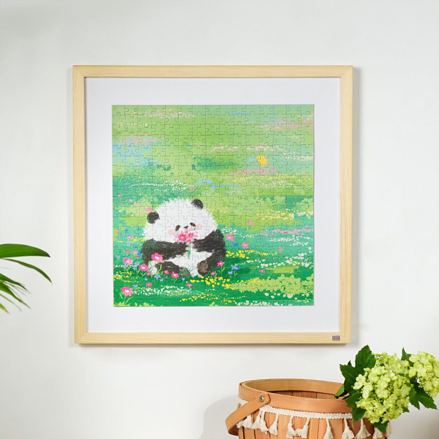 Panda Hua Hua's Observation Journal I 300 Piece Jigsaw Puzzle